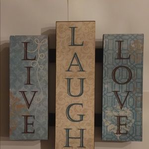 LIVE//LOVE/LAUGH /PICTURES
